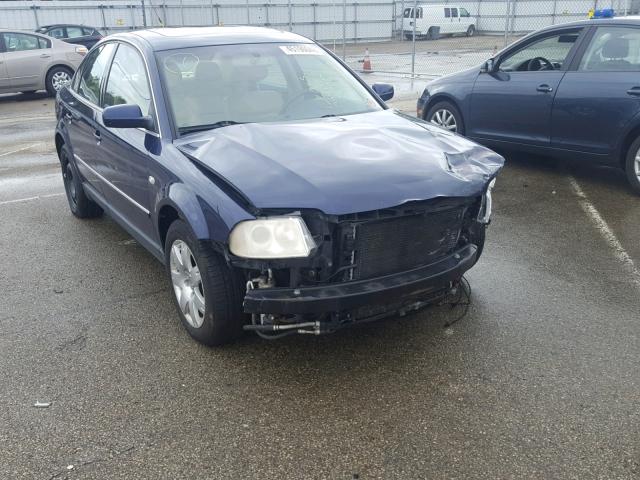 WVWRH63B32P290437 - 2002 VOLKSWAGEN PASSAT GLX BLUE photo 1