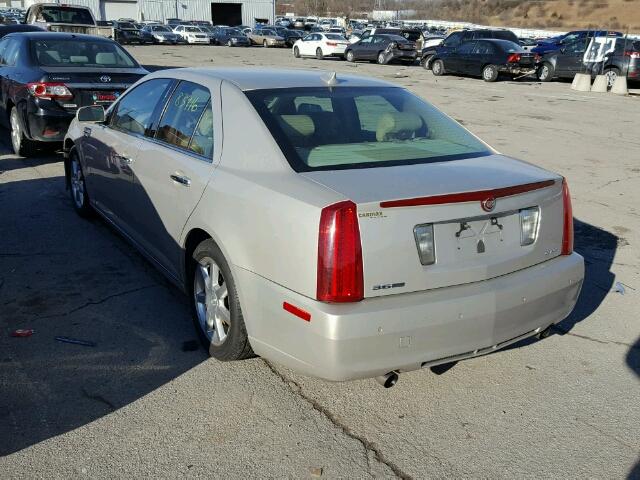 1G6DW67V390124350 - 2009 CADILLAC STS GOLD photo 3