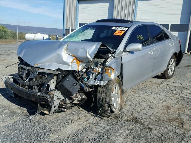 4T1BE46K77U144704 - 2007 TOYOTA CAMRY NEW SILVER photo 2