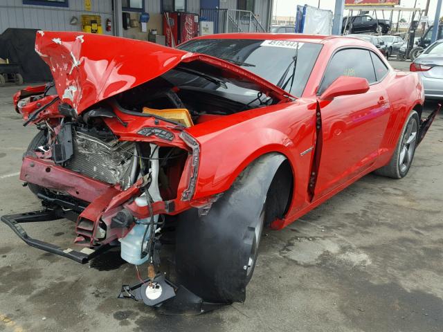 2G1FB1E31E9164117 - 2014 CHEVROLET CAMARO LT RED photo 2