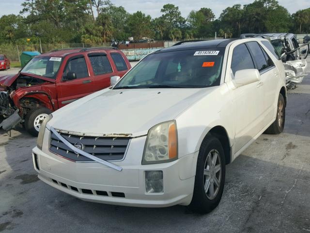 1GYEE637740150089 - 2004 CADILLAC SRX WHITE photo 2