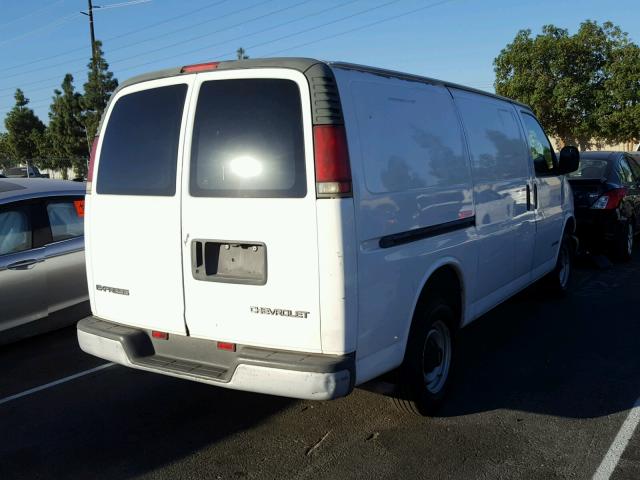 1GCGG25R421224530 - 2002 CHEVROLET EXPRESS G2 WHITE photo 4