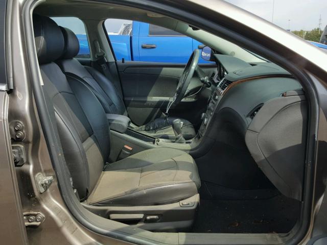 1G1ZG5E78CF352565 - 2012 CHEVROLET MALIBU LTZ 棕色 照片 5