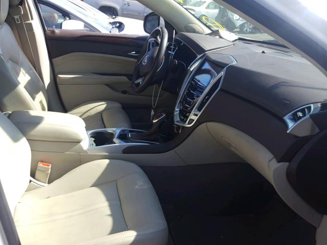 3GYFNBE36FS529698 - 2015 CADILLAC SRX LUXURY CREAM photo 5