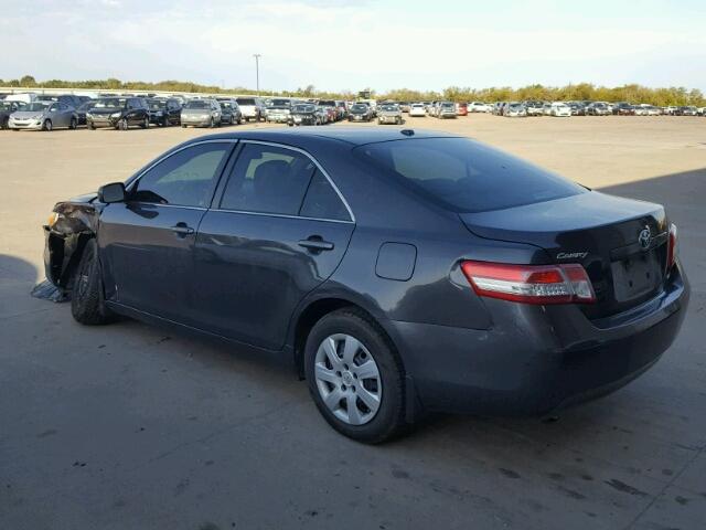 4T1BF3EK2BU137547 - 2011 TOYOTA CAMRY BASE GRAY photo 3