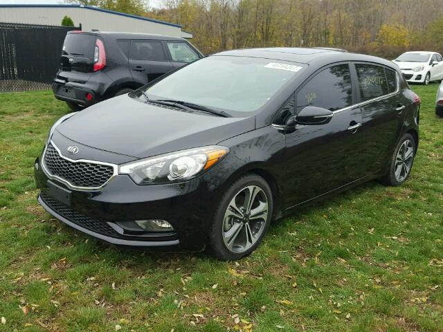 KNAFX5A82G5545618 - 2016 KIA FORTE BLACK photo 2