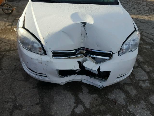 2G1WT58K579142938 - 2007 CHEVROLET IMPALA LT WHITE photo 9