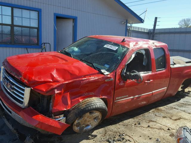 1GTR2WE37BZ100005 - 2011 GMC SIERRA K15 RED photo 9