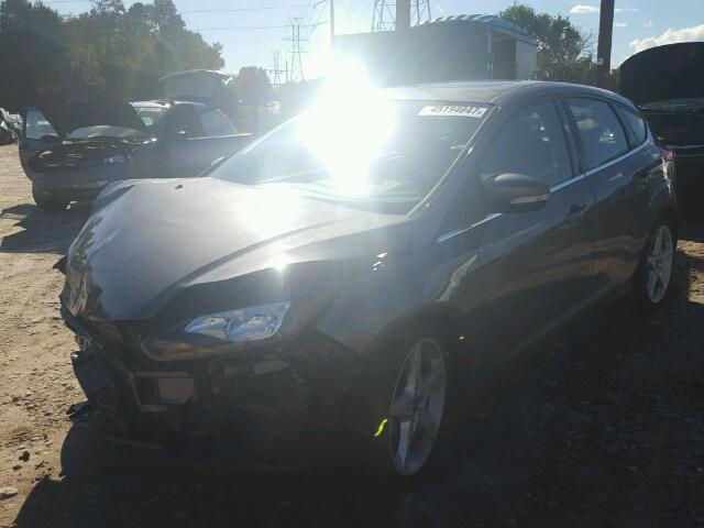 1FADP3N28EL422716 - 2014 FORD FOCUS TITA GRAY photo 2