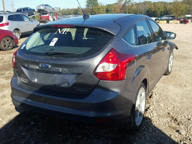 1FADP3N28EL422716 - 2014 FORD FOCUS TITA GRAY photo 4