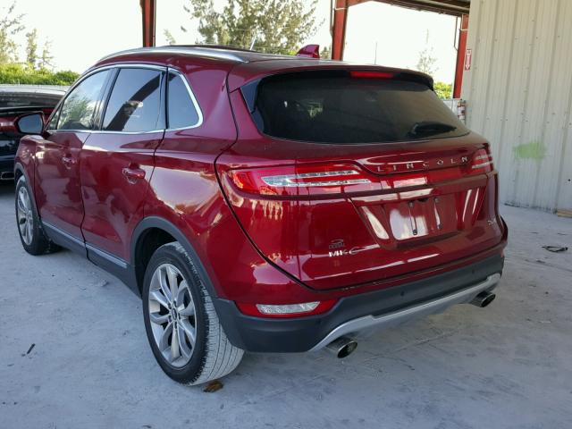 5LMCJ2C90HUL36163 - 2017 LINCOLN MKC SELECT RED photo 3