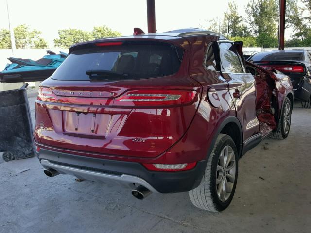 5LMCJ2C90HUL36163 - 2017 LINCOLN MKC SELECT RED photo 4