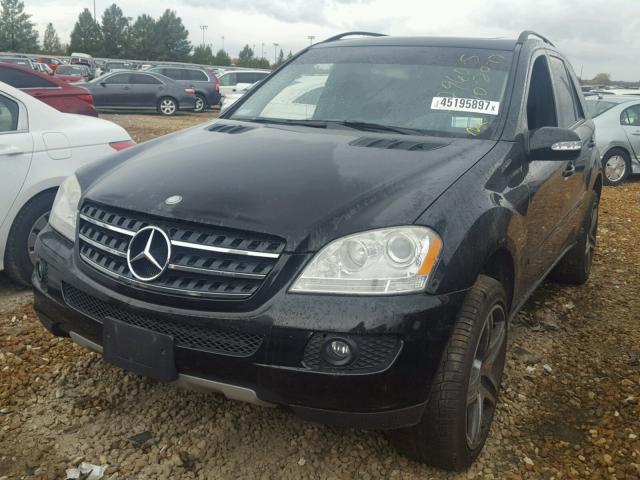 4JGBB86E57A198384 - 2007 MERCEDES-BENZ ML 350 BLACK photo 2