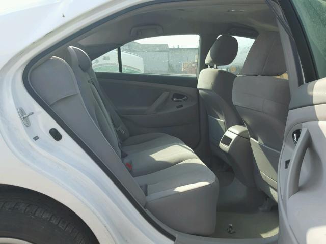 4T1BE46K29U842012 - 2009 TOYOTA CAMRY BASE WHITE photo 6