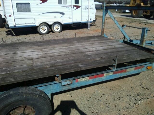 N0V1N45196437 - 2000 TRAIL KING FLAT BED BLUE photo 5