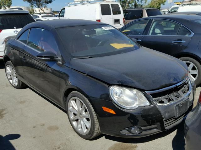 WVWFW7AH3BV005544 - 2011 VOLKSWAGEN EOS LUX Чорний фото 1