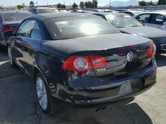 WVWFW7AH3BV005544 - 2011 VOLKSWAGEN EOS LUX Чорний фото 3