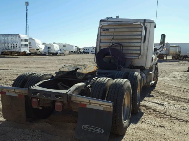 3AKJGEDV6FDGJ3464 - 2015 FREIGHTLINER CASCADIA 1 WHITE photo 4