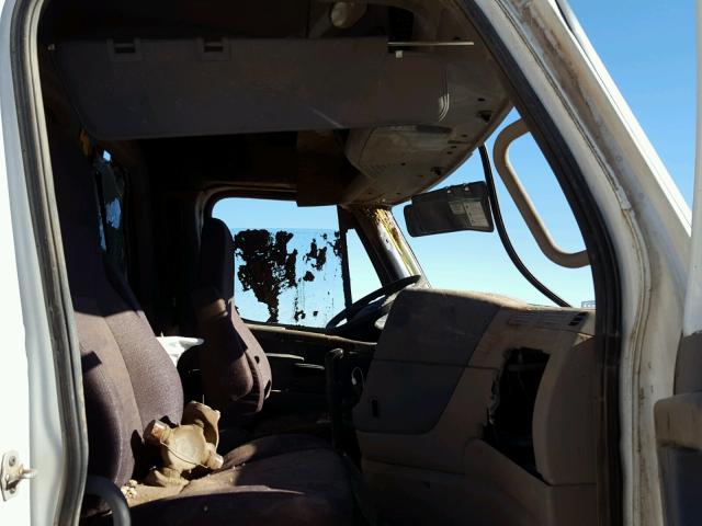 3AKJGEDV6FDGJ3464 - 2015 FREIGHTLINER CASCADIA 1 WHITE photo 5