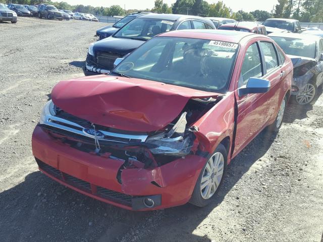 1FAHP35N18W111689 - 2008 FORD FOCUS RED photo 2