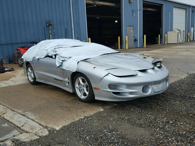 2G2FV22G0W2228108 - 1998 PONTIAC FIREBIRD F SILVER photo 1