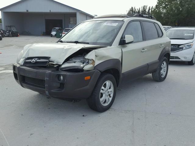 KM8JN12D76U364246 - 2006 HYUNDAI TUCSON GLS TAN photo 2