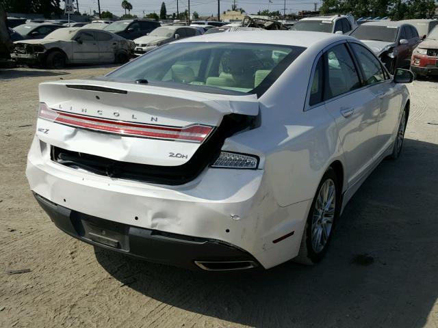 3LN6L2LU2DR814552 - 2013 LINCOLN MKZ HYBRID WHITE photo 4