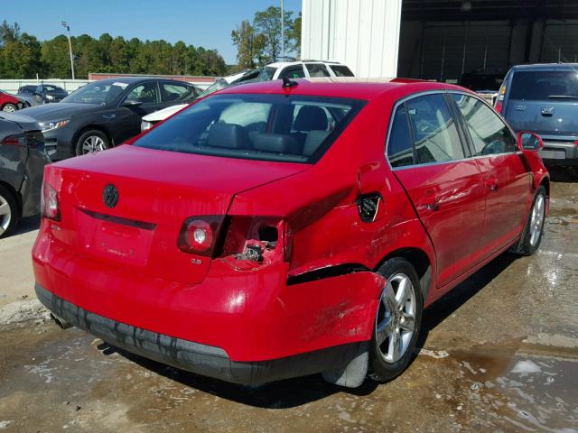 3VWRM71K48M002876 - 2008 VOLKSWAGEN JETTA SE RED photo 4