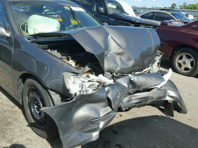 4T1BE32K92U597425 - 2002 TOYOTA CAMRY GRAY photo 9