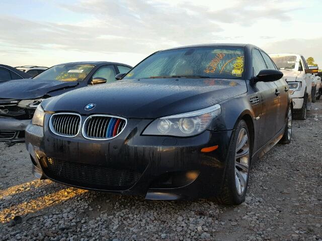 WBSNB93578CX08857 - 2008 BMW M5 BLACK photo 2