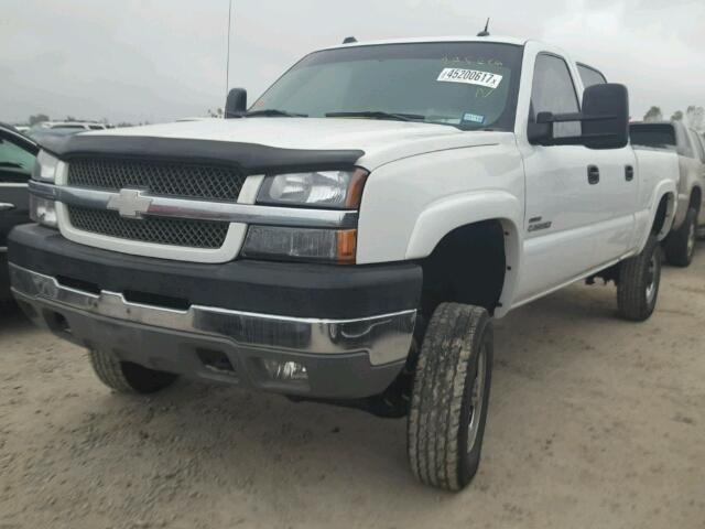 1GCHK232X4F220545 - 2004 CHEVROLET SILVERADO WHITE photo 2