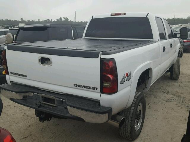 1GCHK232X4F220545 - 2004 CHEVROLET SILVERADO WHITE photo 4