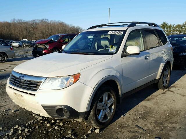 JF2SH63609H779730 - 2009 SUBARU FORESTER 2 WHITE photo 2