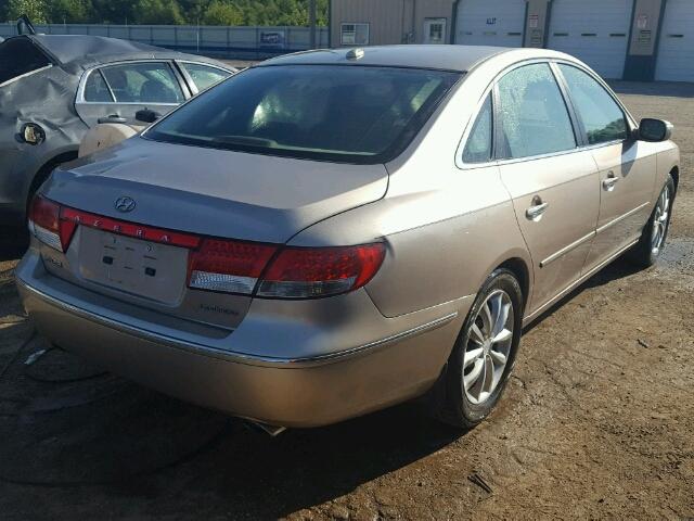 KMHFC46F98A295296 - 2008 HYUNDAI AZERA SE GOLD photo 4