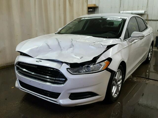 3FA6P0H77GR219920 - 2016 FORD FUSION SE WHITE photo 2