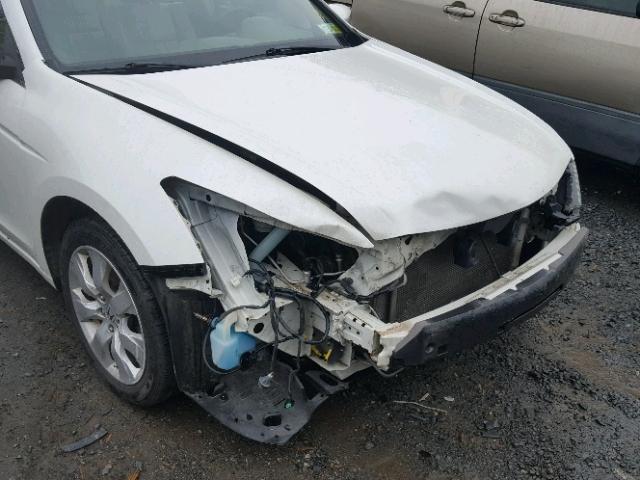 1HGCP36819A001576 - 2009 HONDA ACCORD EXL WHITE photo 9