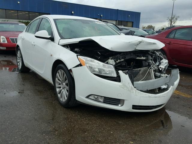 W04GN5EC6B1052756 - 2011 BUICK REGAL WHITE photo 1