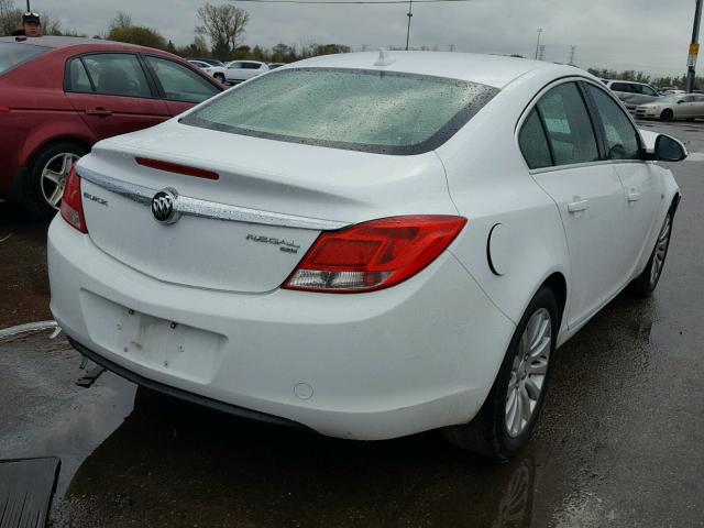 W04GN5EC6B1052756 - 2011 BUICK REGAL WHITE photo 4