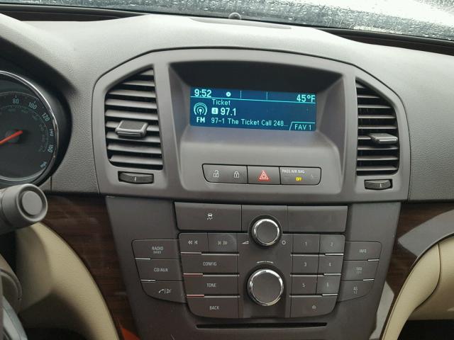 W04GN5EC6B1052756 - 2011 BUICK REGAL WHITE photo 9