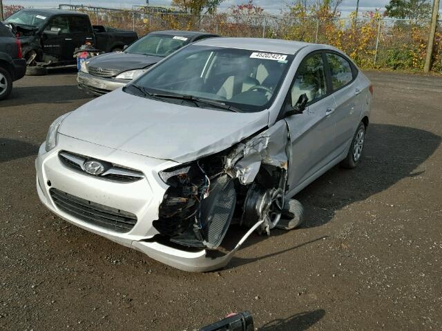 KMHCT4AE2CU257112 - 2012 HYUNDAI ACCENT GLS SILVER photo 2