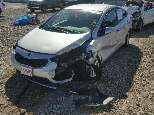 KNAFX4A64G5437994 - 2016 KIA FORTE LX SILVER photo 2