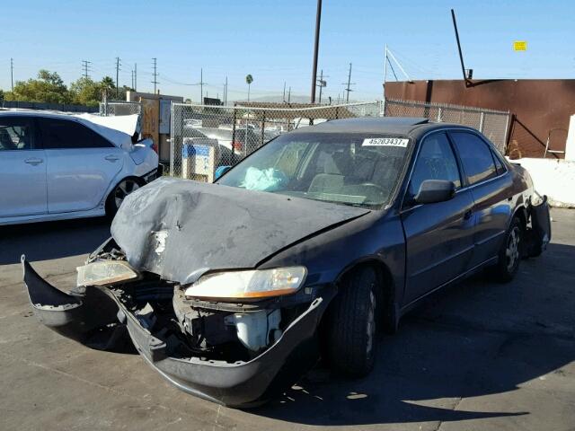 JHMCG6670YC003036 - 2000 HONDA ACCORD EX BLUE photo 2