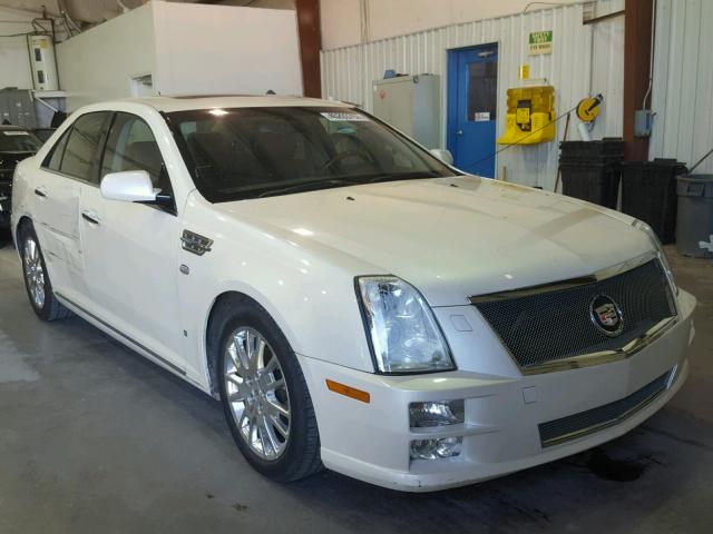 1G6DK67V780156535 - 2008 CADILLAC STS WHITE photo 1