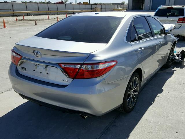 4T1BF1FK6FU964881 - 2015 TOYOTA CAMRY LE SILVER photo 4