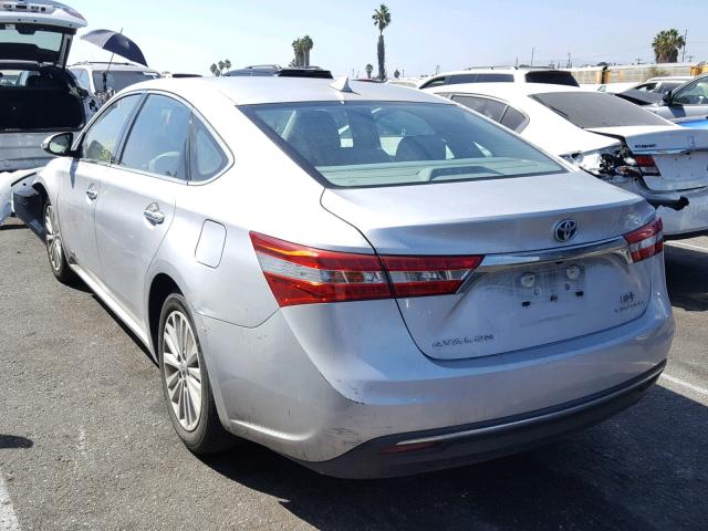 4T1BD1EB2EU025524 - 2014 TOYOTA AVALON HYB SILVER photo 3