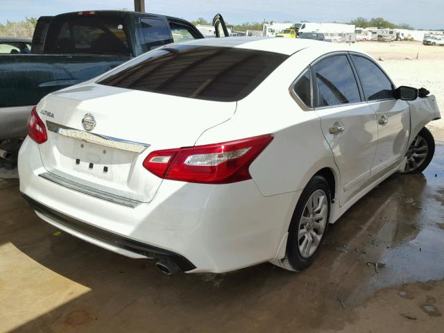 1N4AL3AP7GN376450 - 2016 NISSAN ALTIMA 2.5 WHITE photo 4