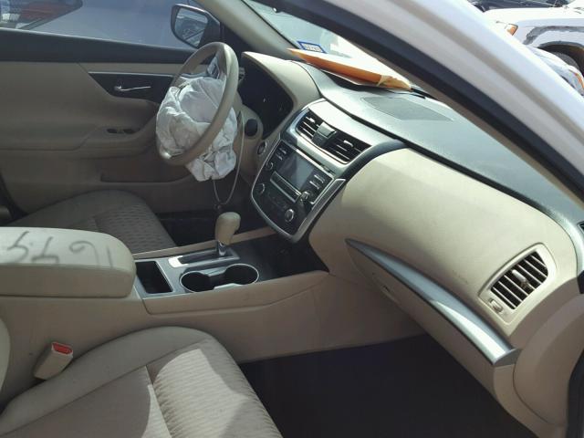 1N4AL3AP7GN376450 - 2016 NISSAN ALTIMA 2.5 白色 照片 5