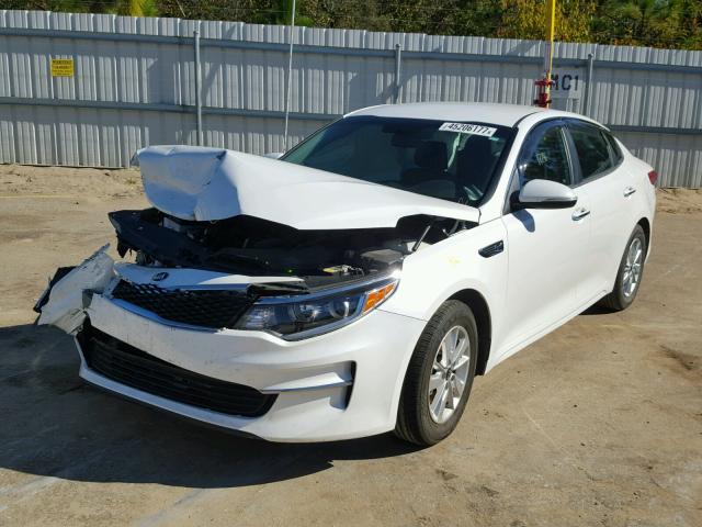 KNAGT4L38G5098546 - 2016 KIA OPTIMA LX WHITE photo 2