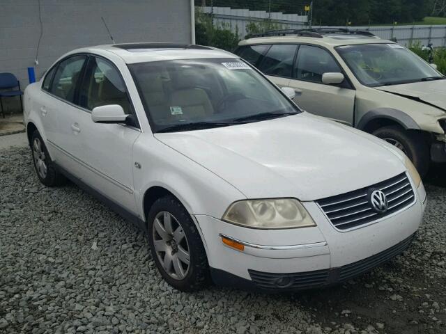 WVWRH63B71E153589 - 2001 VOLKSWAGEN PASSAT GLX WHITE photo 1