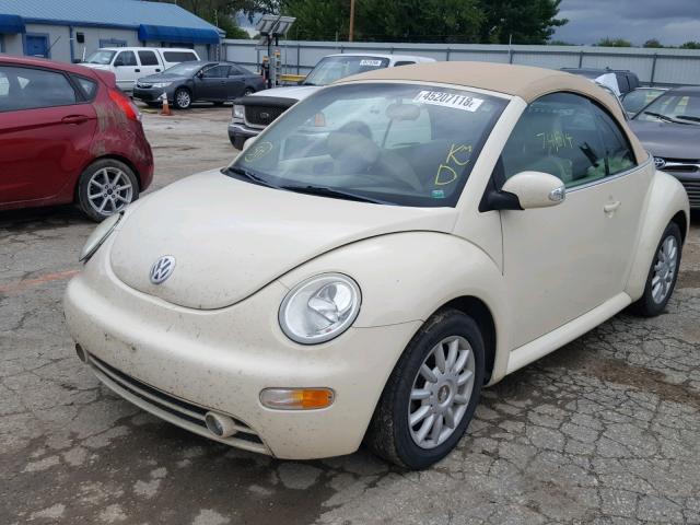 3VWCM31Y05M362872 - 2005 VOLKSWAGEN NEW BEETLE 白色 照片 2